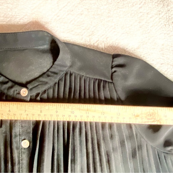 Elegant Black Sheer Blouse Size US M 100% Polyester - Picture 6 of 10